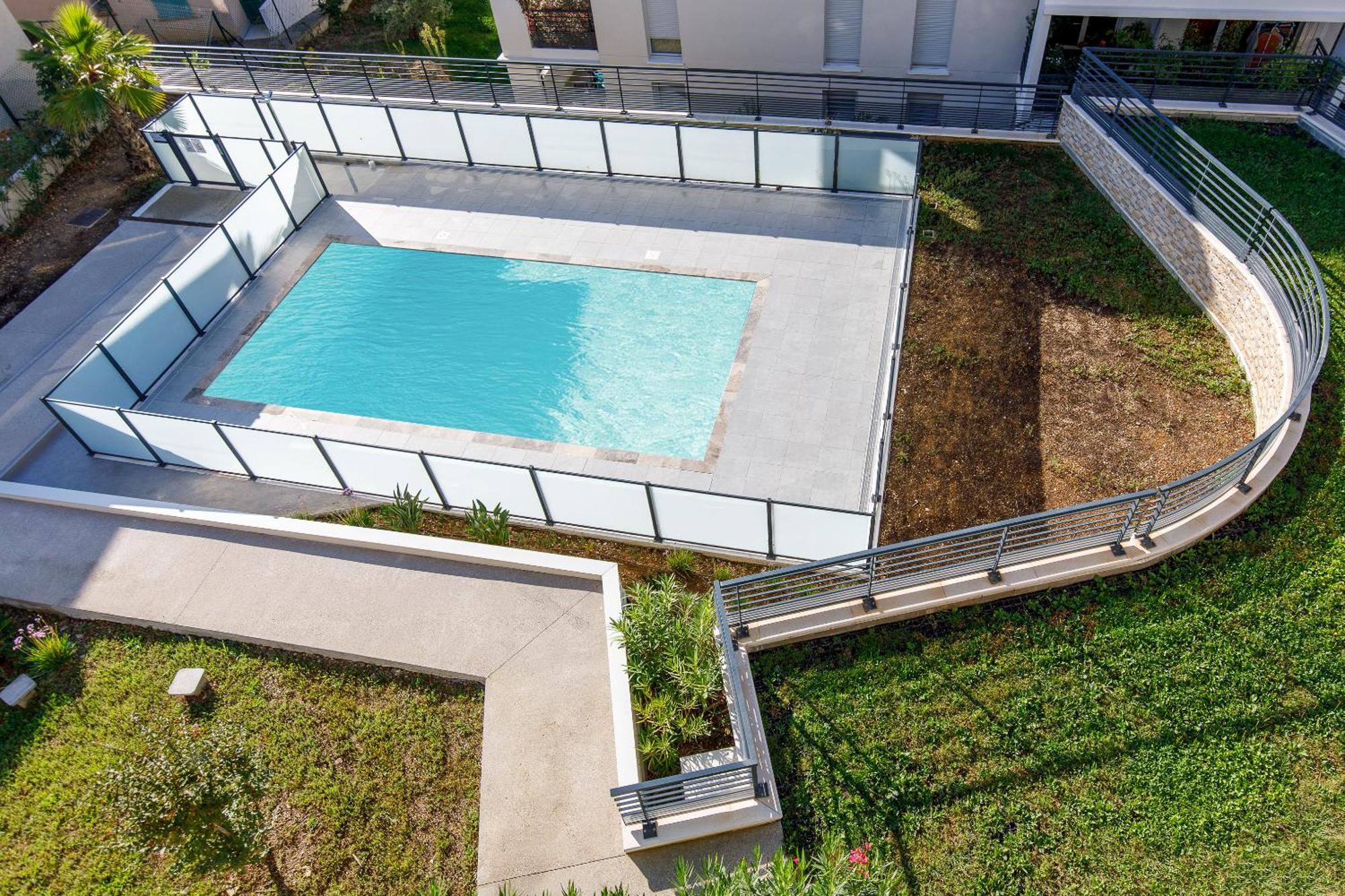 Lovely 2 Bedroom Condo With Pool Vallauris Extérieur photo