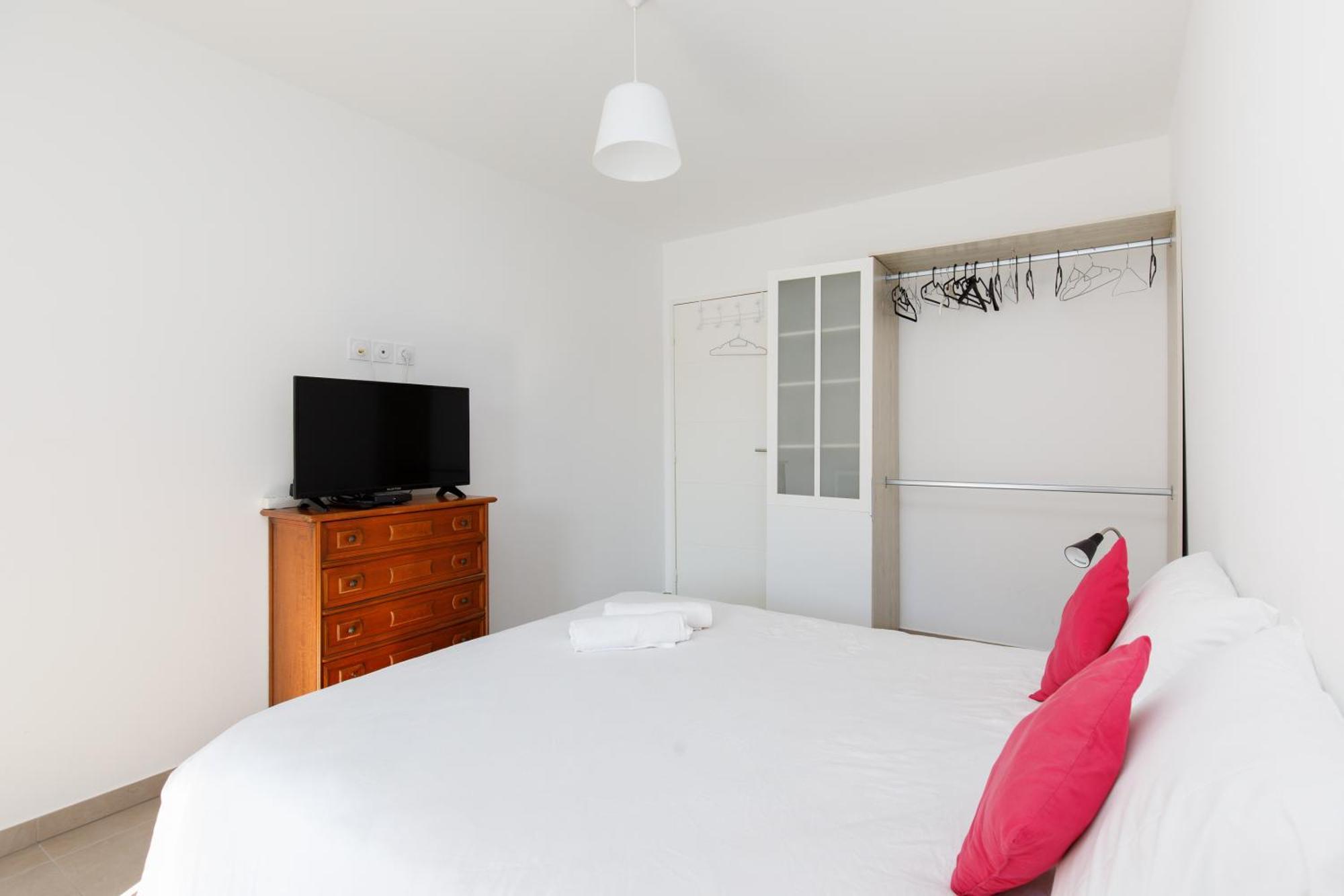 Lovely 2 Bedroom Condo With Pool Vallauris Extérieur photo